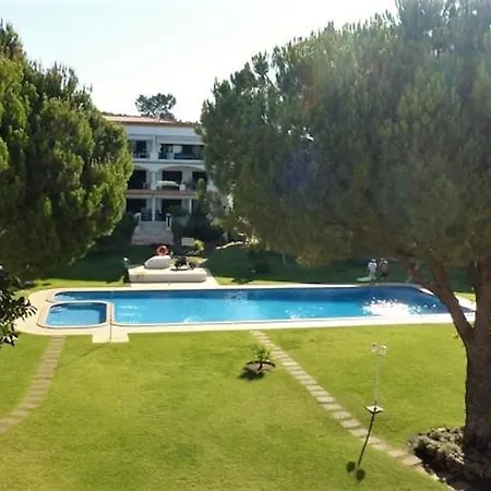 Rue Melvin Jones * Vilamoura